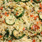 Vegan Cheesy Garlic Pasta Sauce