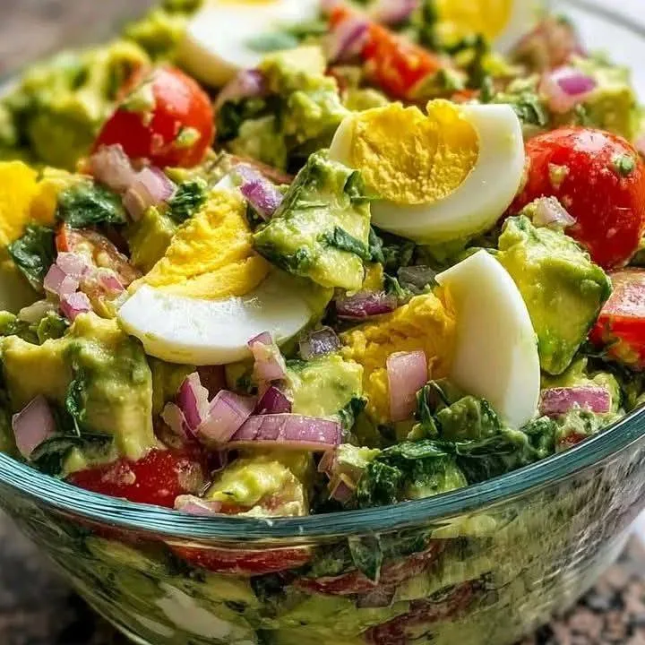 🥑🥚 Avocado Salad with Boiled Eggs