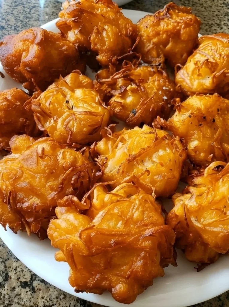 🧅✨ Amish Onion Fritters (Crispy, Golden, Old-Fashioned Comfort – High-Protein)